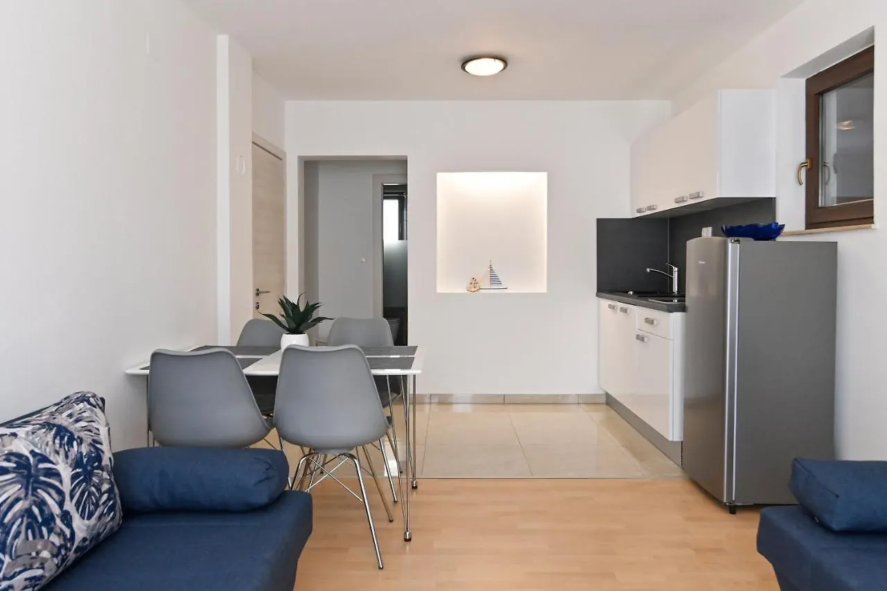 Guest house Rooms & Apartments Jadranka Baska