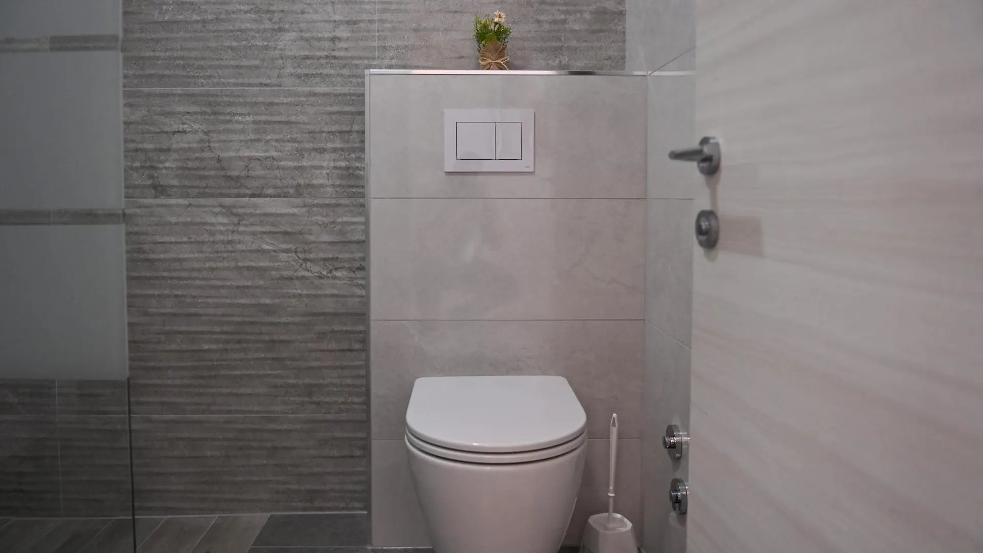 Rooms & Apartments Jadranka Baska